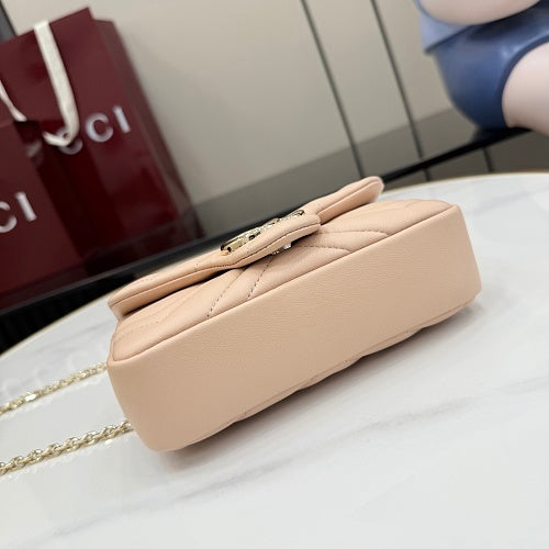 Gucci GG Marmont Super Mini Shoulder Bag