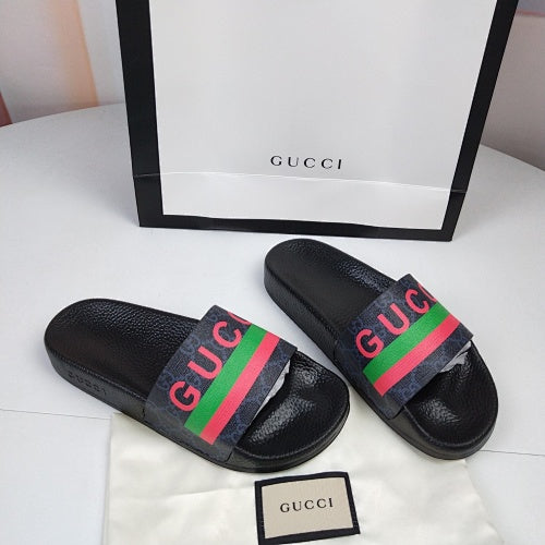 Gucci GG Supreme Logo Web Pool Slides