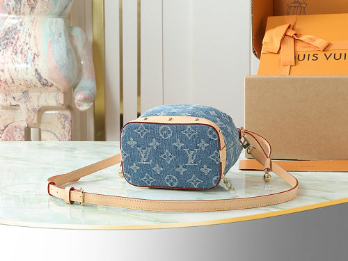 Louis Vuitton Monogram Denim Noé-style Bucket Bag