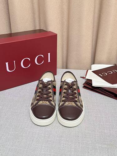 Gucci GG Supreme Web Low-Top Sneakers