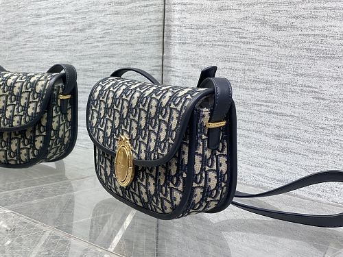 Dior 30 Montaigne Small Bag in Blue Dior Oblique Jacquard