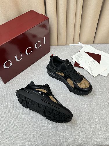 Gucci GG Supreme Canvas Chunky Low-Top Sneakers