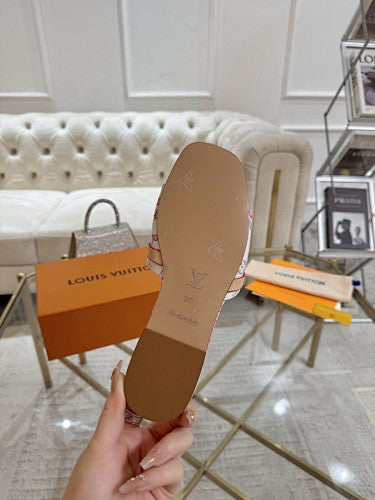 Louis Vuitton Lock It Flat Mule