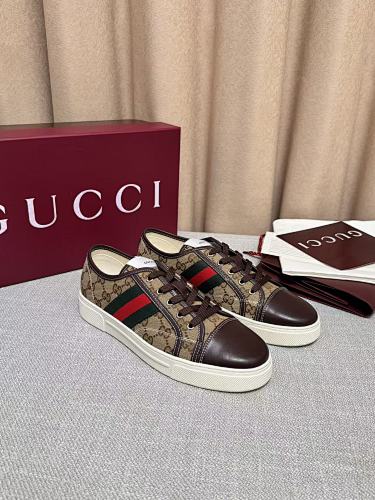 Gucci GG Supreme Web Low-Top Sneakers