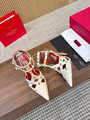 Valentino Garavani Rockstud Caged Pointed-Toe Pumps
