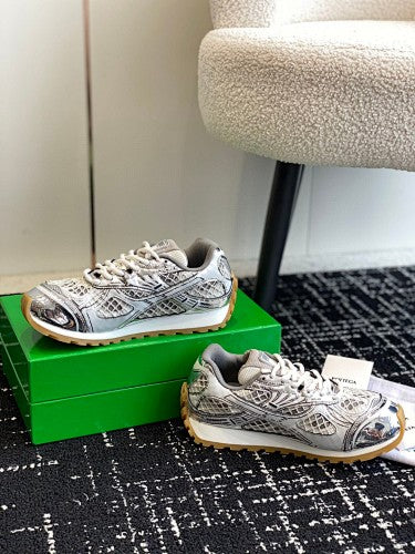 Bottega Veneta Orbit Sneakers
