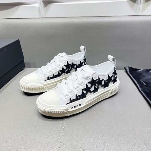 AMIRI Star Appliqué Low-Top Sneakers