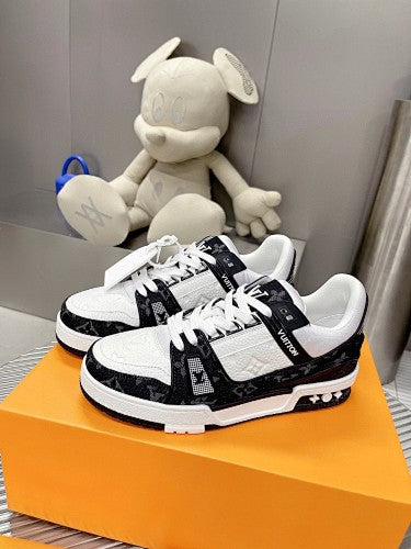 Louis Vuitton LV Trainer Sneakers