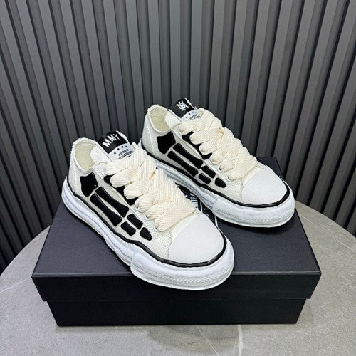 AMIRI Skel Top Low Sneakers