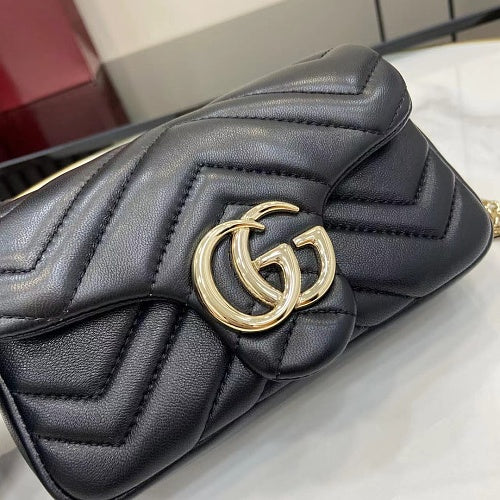 Gucci GG Marmont Small Shoulder Bag