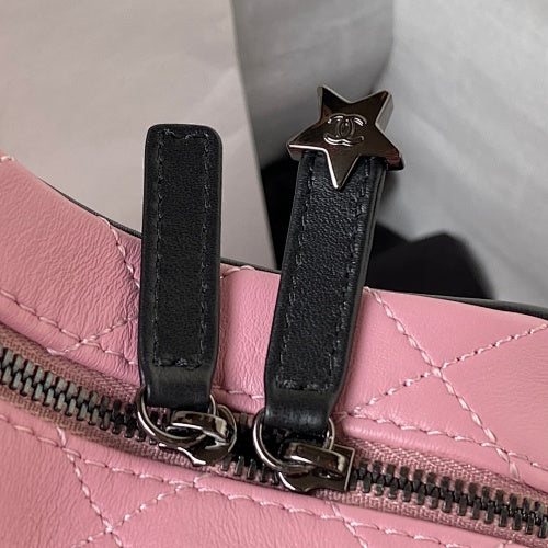 Chanel Pink Quilted Star-Shaped Chain Crossbody Bag