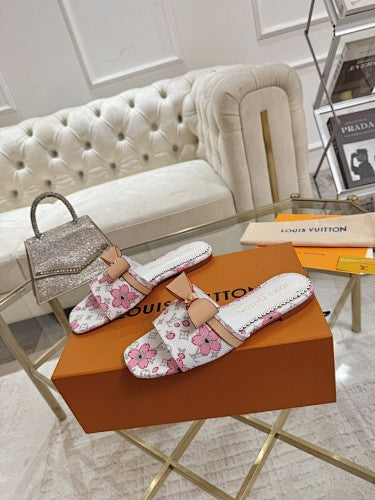 Louis Vuitton Lock It Flat Mule