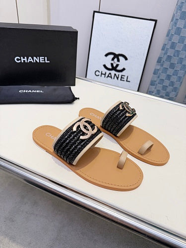 Chanel CC Logo Woven Raffia Toe-Ring Flat Sandals