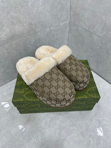 Gucci Beige GG Supreme Canvas Shearling-Lined Mule Slippers