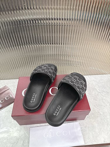 Gucci GG Supreme Monogram Slide Sandals