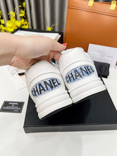 Chanel CC Logo Low-Top Sneakers – White & Blue Tweed