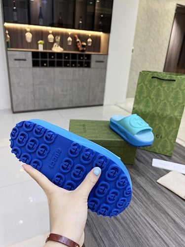 Gucci Interlocking G Rubber Slide Sandal