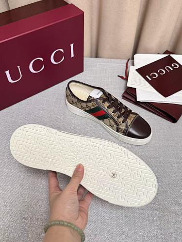Gucci GG Supreme Web Low-Top Sneakers