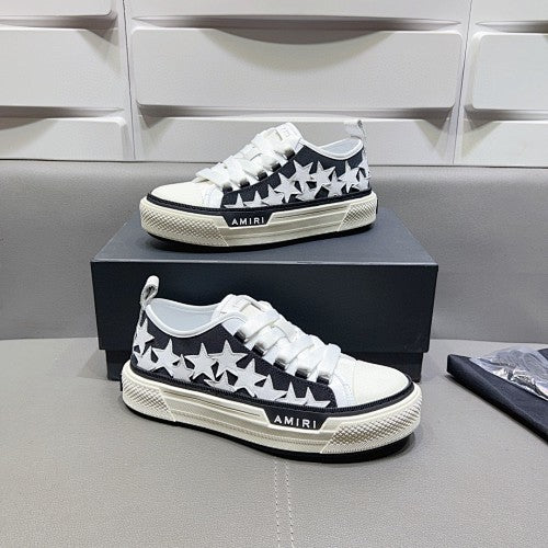AMIRI Star Appliqué Low-Top Sneakers