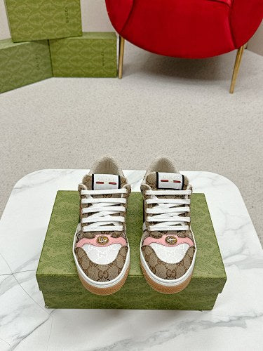 Gucci Screener GG Supreme Low-Top Sneakers