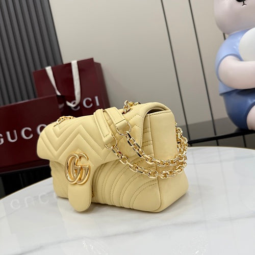 Gucci GG Marmont Small Shoulder Bag