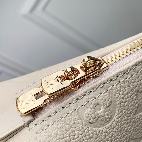 Louis Vuitton Alma BB