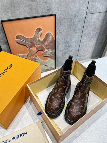 Louis Vuitton Monogram Canvas chunky Chelsea combat boots