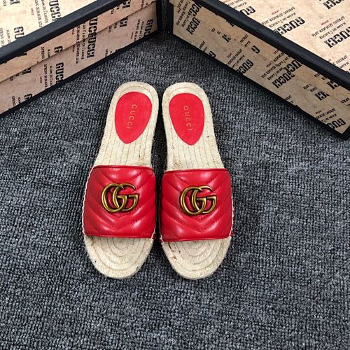 Gucci GG Marmont Matelassé Leather Espadrille Slides