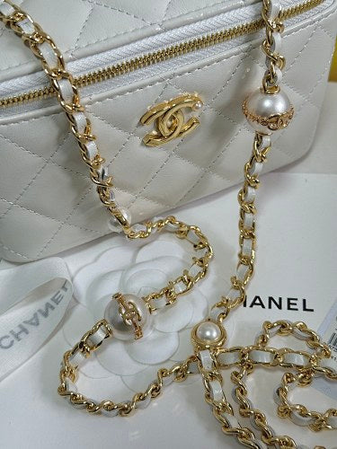Chanel White Quilted Vanity Case