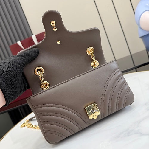 Gucci GG Marmont Small Shoulder Bag
