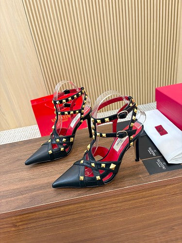 Valentino Garavani Rockstud Caged Pointed-Toe Pumps