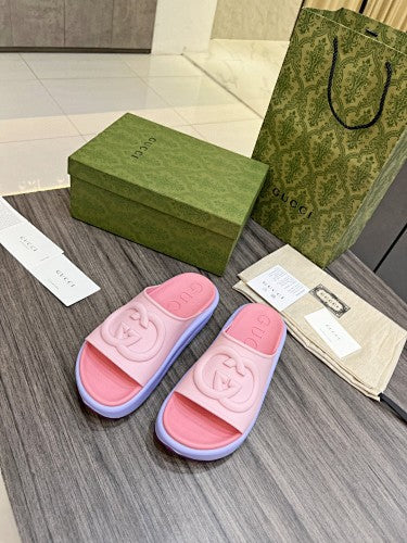 Gucci Interlocking G Rubber Slide Sandals