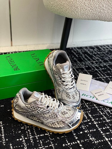 Bottega Veneta Orbit Sneakers