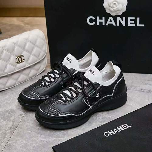 Chanel CC Logo Low-Top Runner Sneakers