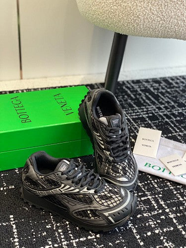 Bottega Veneta Orbit Sneakers