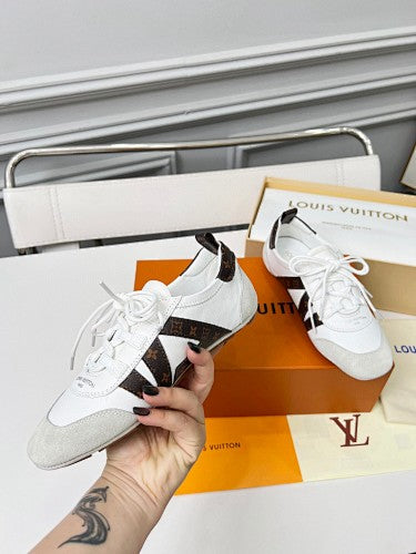 Louis Vuitton LV V-Sign Retro Low-Top Sneakers