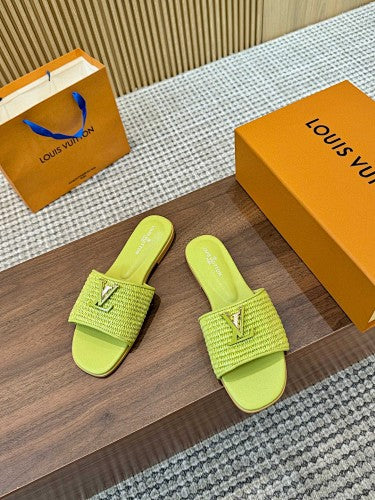 Louis Vuitton LV Initials Raffia Flat Slide Sandals