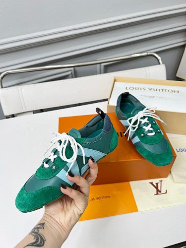 Louis Vuitton LV V-Sign Retro Low-Top Sneakers