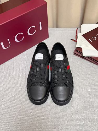 Gucci GG Supreme Web Low-Top Sneakers