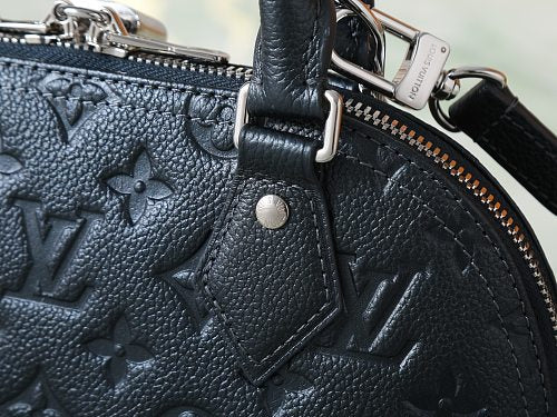 Louis Vuitton Alma BB in Black Monogram
