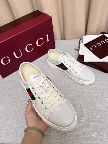 Gucci GG Supreme Web Low-Top Sneakers
