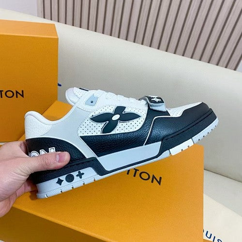 Louis Vuitton LV Trainer Sneakers