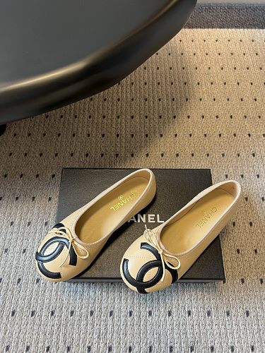 Chanel Oversized CC Logo Ballet Flats