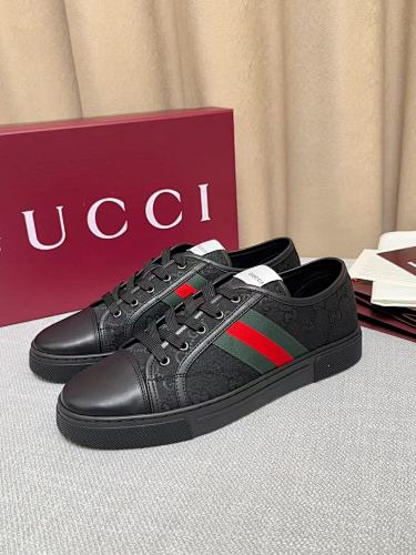 Gucci GG Supreme Web Low-Top Sneakers