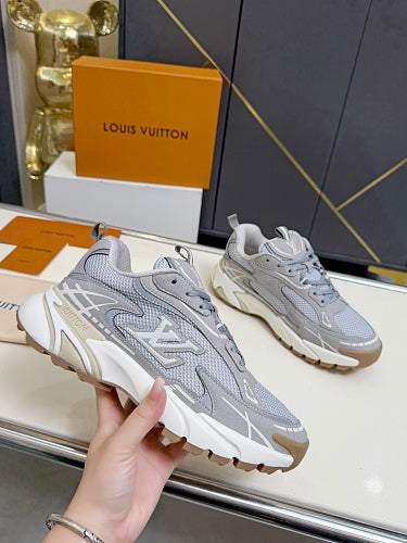 Louis Vuitton LV Runner Tatic Sneakers
