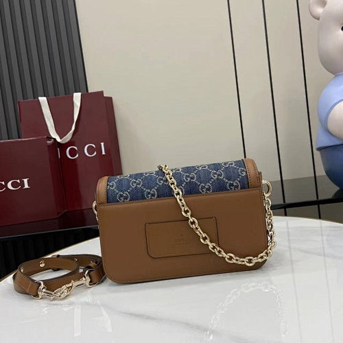 Gucci GG Marmont Small Shoulder Bag