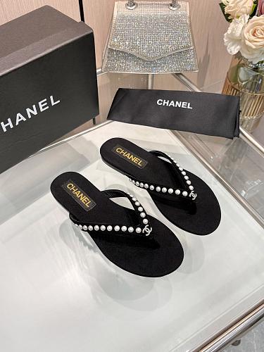 Chanel Pearl-Embellished CC Thong Sandals / Flip-Flops