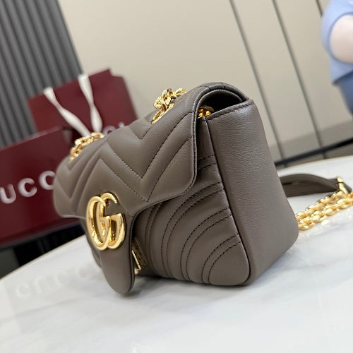 Gucci GG Marmont Small Shoulder Bag