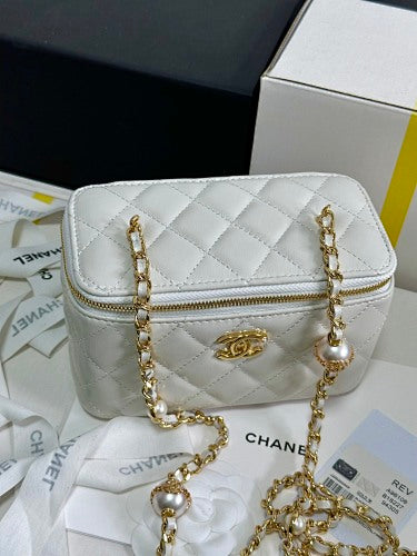 Chanel White Quilted Vanity Case