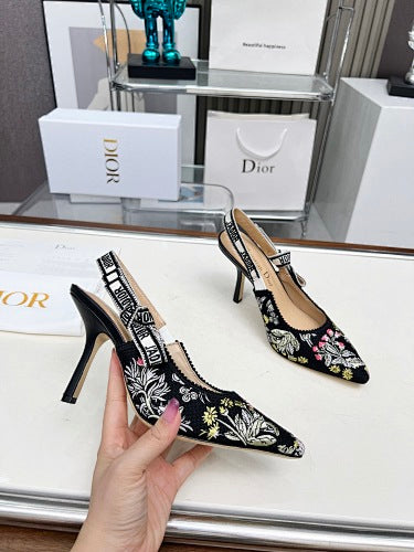 Dior J’Adior Embroidered Slingback Pumps